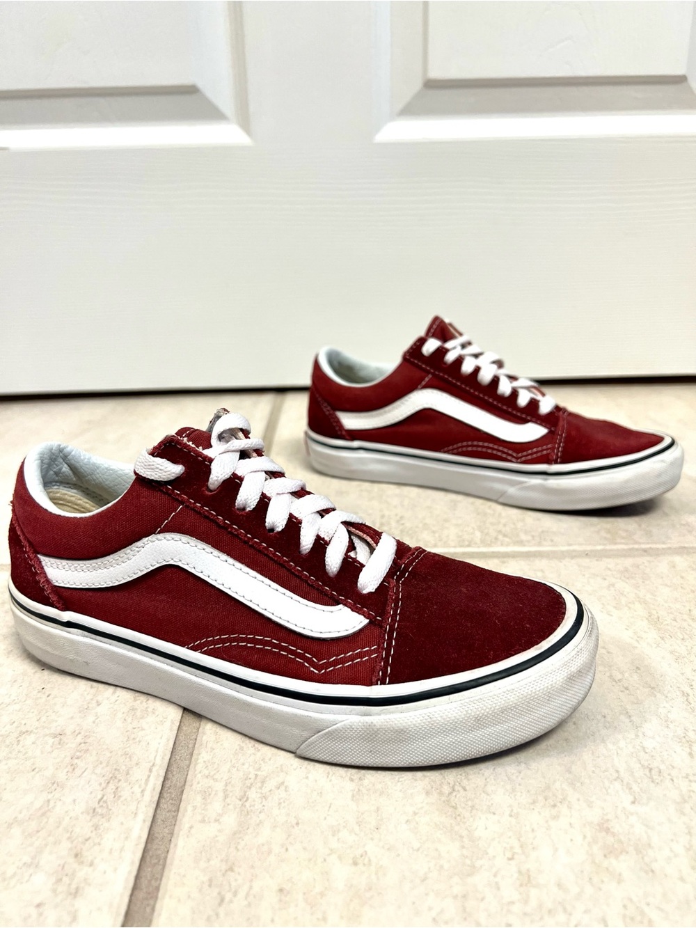 Vans Old Skool 5.5M sneakers Port Royale burgundy suede low top lace up academy